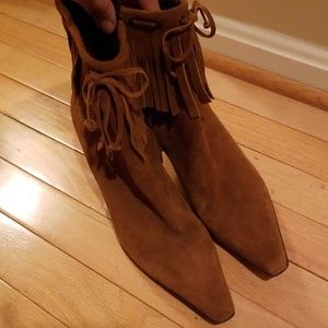 Ladies short suede booties